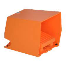 XPER310 Latching Foot Switch - Metal Case Material, 1 NC + 1 NO 3A