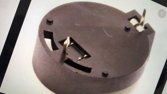 120591-1 BATTERY HOLDER, 2032