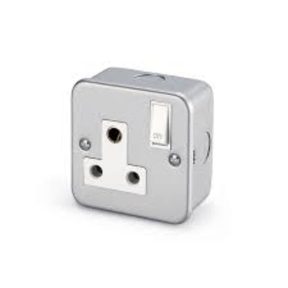 GP-1510MC 15A METAL CLAD SWITCH SOCKET