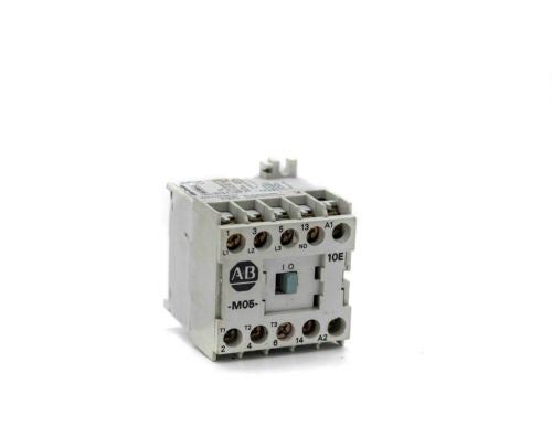 100-M05N*3 Contactor Series A w/193-EA1DB Relay Series B