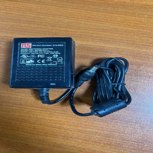 CMD678-3928 AC/DC SWITCHING ADAPTOR