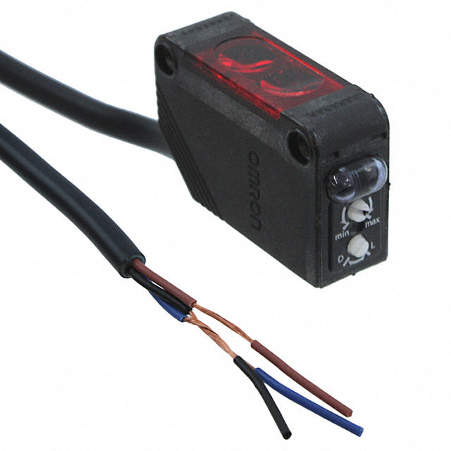 E3Z-R81 Photoelectric Sensor, E3Z Series, Retroreflective, 4 m, PNP, Pre-Wired