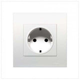 KB426/16S  Socket Outlet 16A 250V 1 Gang Schuko-Socket with Shutter