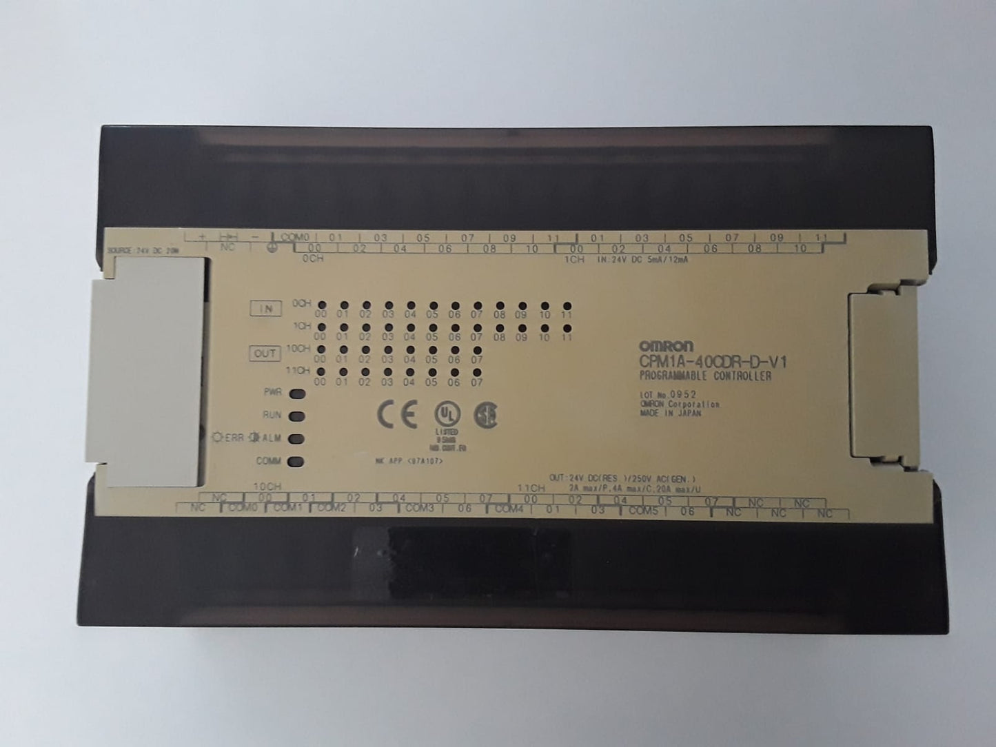 CPM1A-40CDR-D-V1 CONTROL LOGIC 24 IN 16 OUT 24V